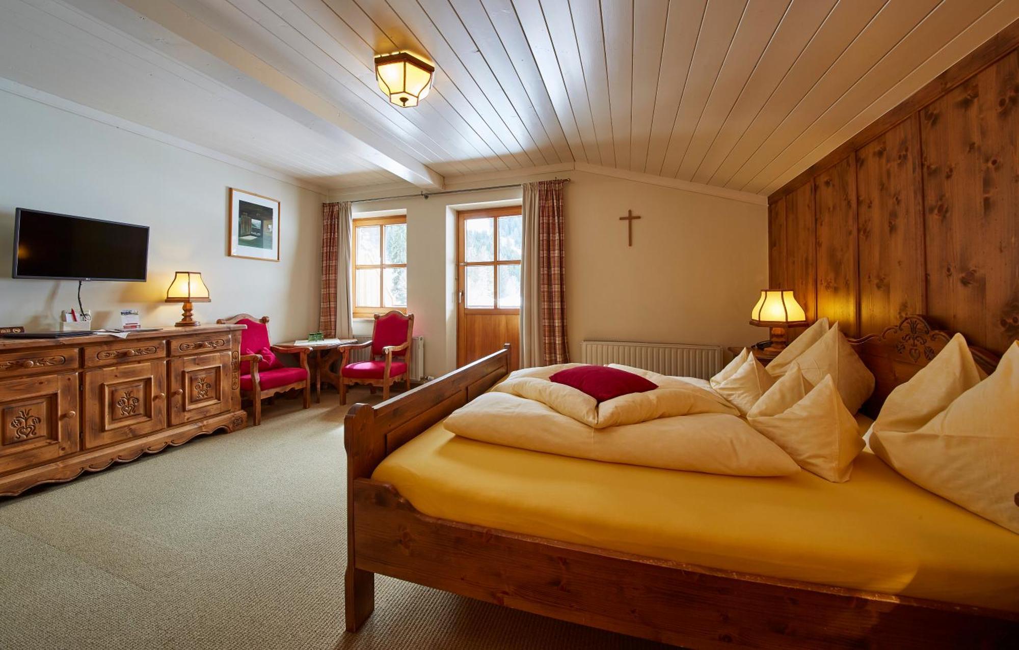 Familienhotel Lengauer Hof Saalbach-Hinterglemm Bagian luar foto